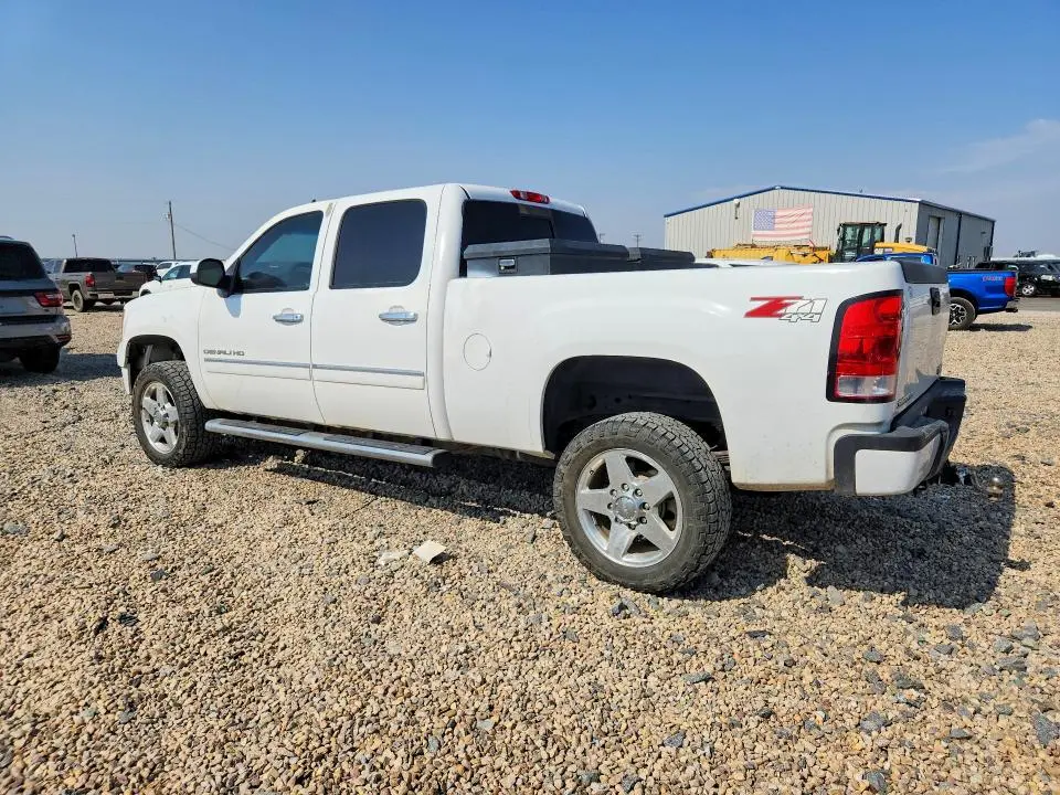 2014 GMC SIERRA K2500 DENALI  