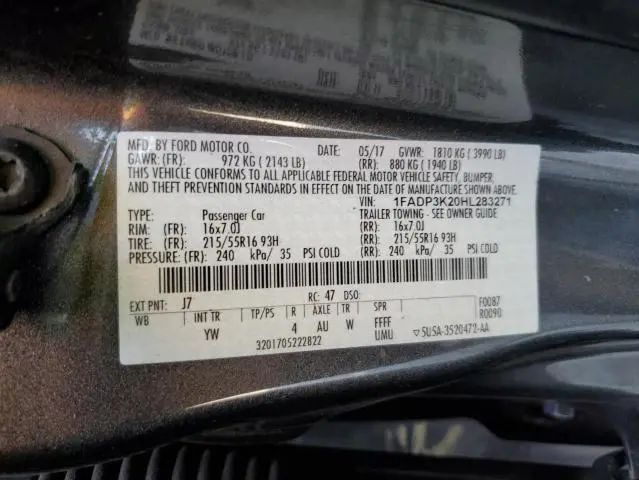 2017 FORD FOCUS SE  