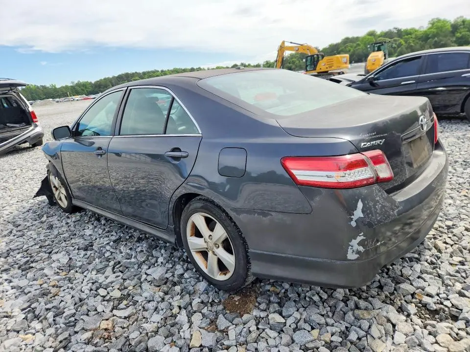 2010 TOYOTA CAMRY SE  