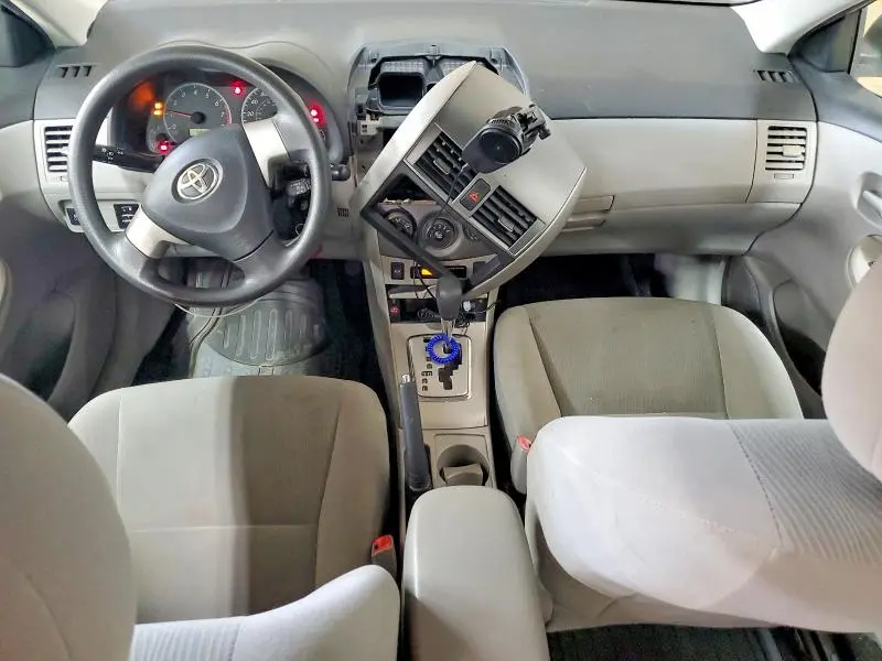 2011 TOYOTA COROLLA LE  