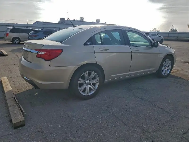 2013 CHRYSLER 200 LX  