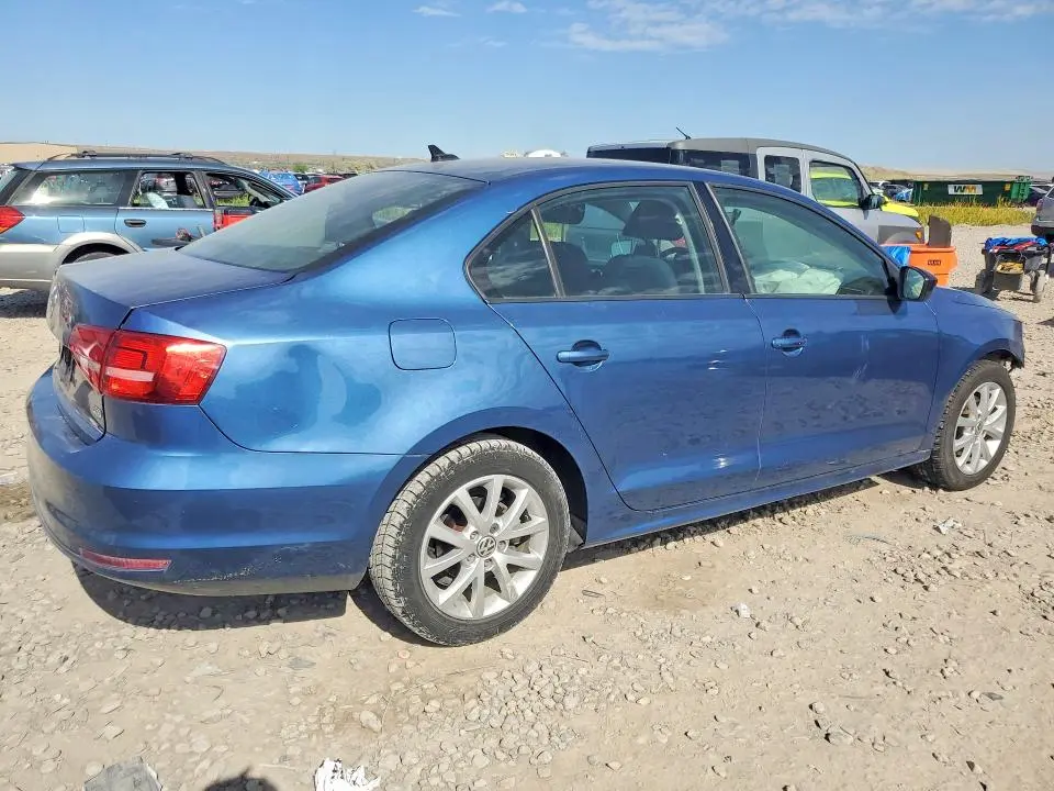 2015 VOLKSWAGEN JETTA SE  