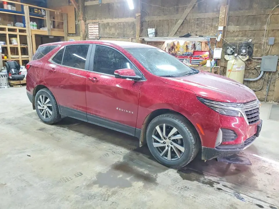 2024 CHEVROLET EQUINOX LT  