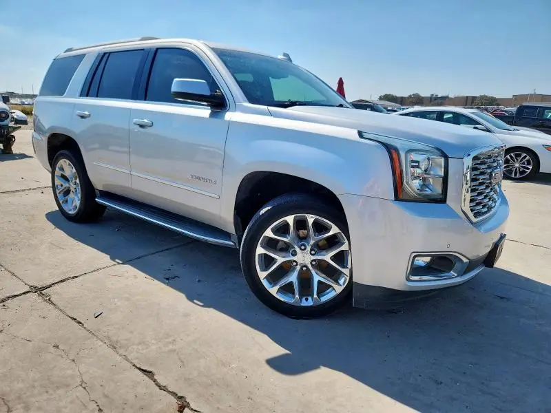 2018 GMC YUKON DENALI  