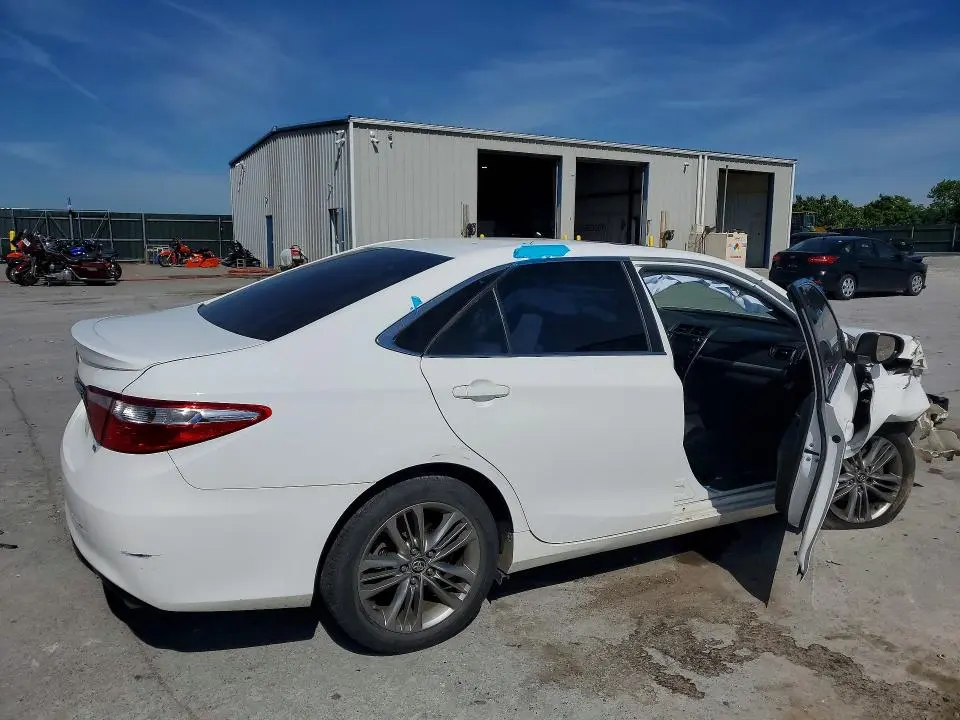 2017 TOYOTA CAMRY   