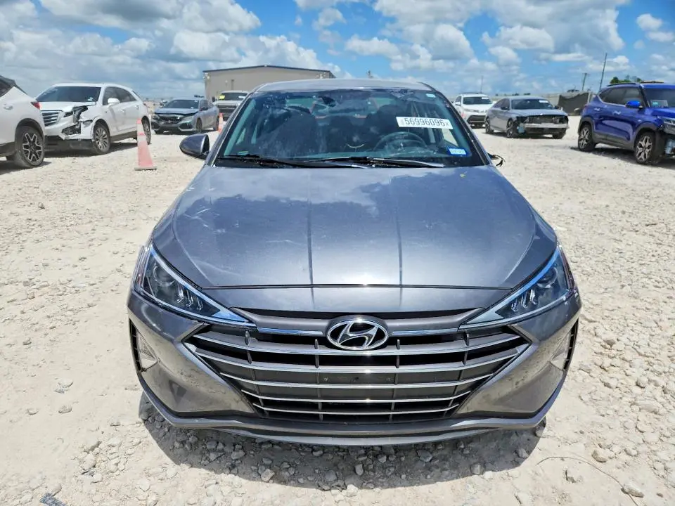 2019 HYUNDAI ELANTRA SEL  