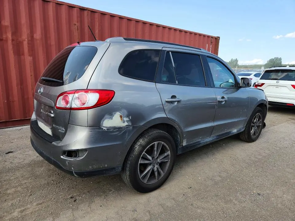 2011 HYUNDAI SANTA FE GLS  