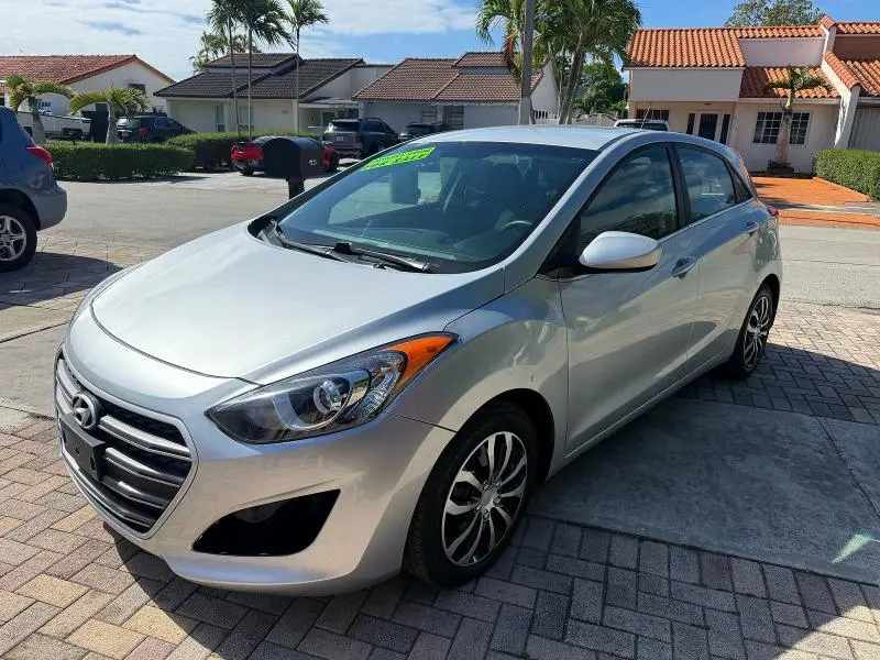 2016 HYUNDAI ELANTRA GT BASE  