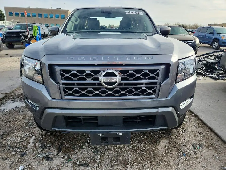 2024 NISSAN FRONTIER SV  