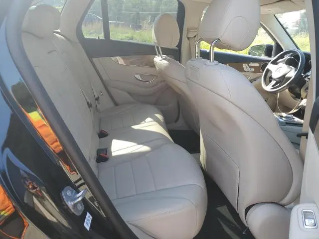 2018 MERCEDES-BENZ GLC 300  
