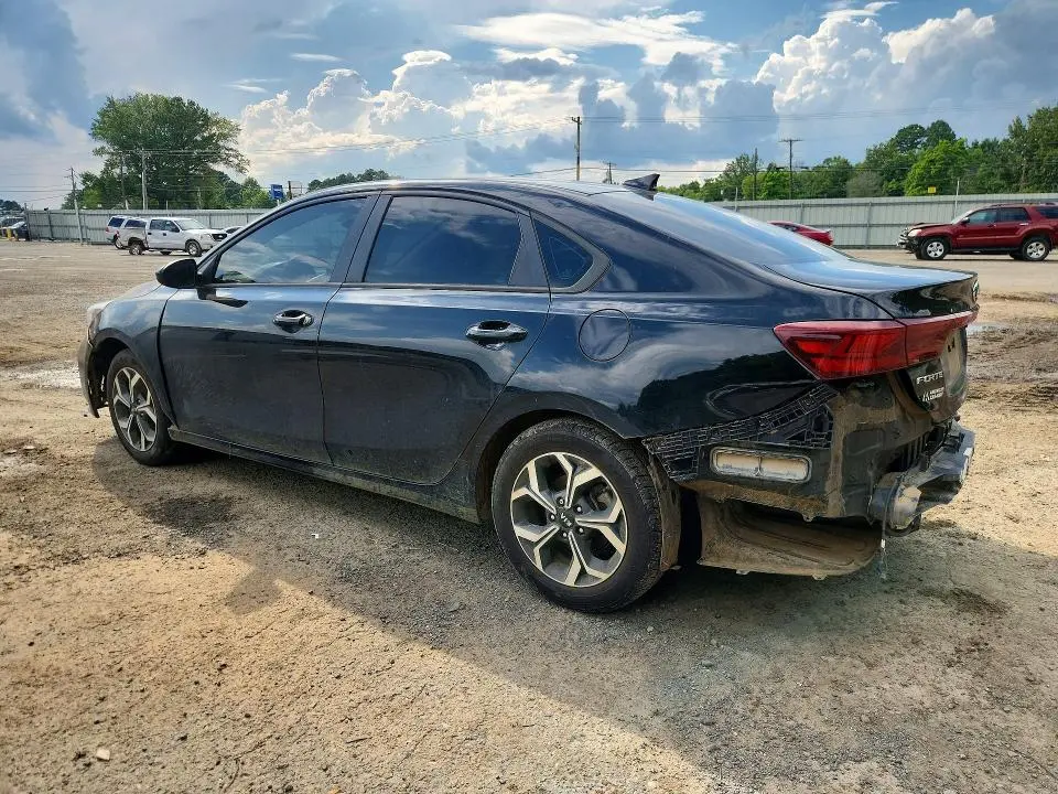 2021 KIA FORTE LXS  