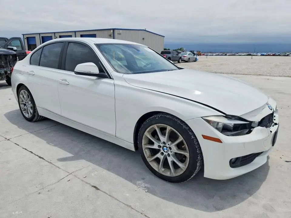 2015 BMW 320 I  