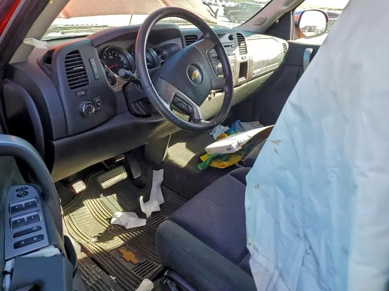 2012 CHEVROLET SILVERADO C1500 LT  