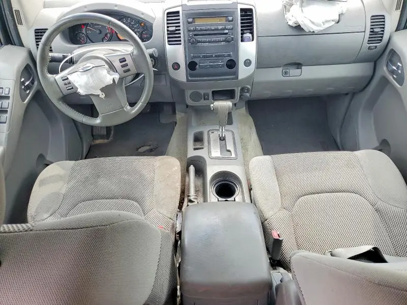 2011 NISSAN FRONTIER S  