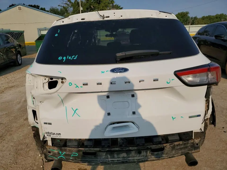 2020 FORD ESCAPE SE  