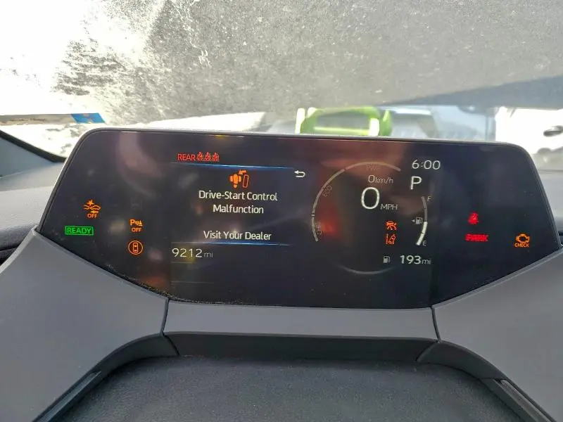 2025 TOYOTA PRIUS LE  