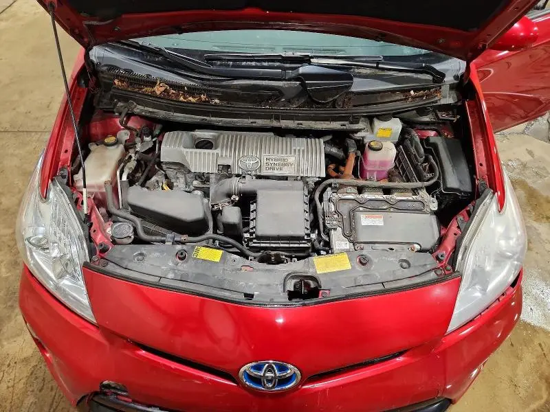2013 TOYOTA PRIUS TWO  