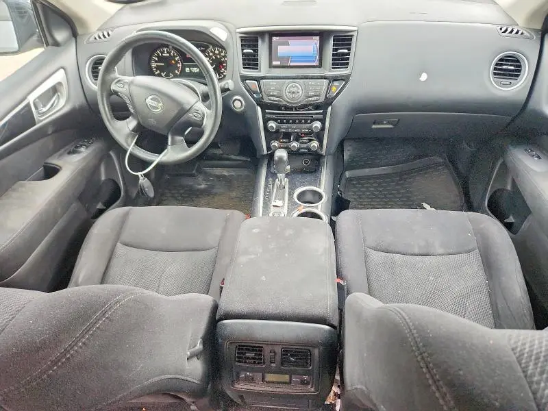 2015 NISSAN PATHFINDER SV  