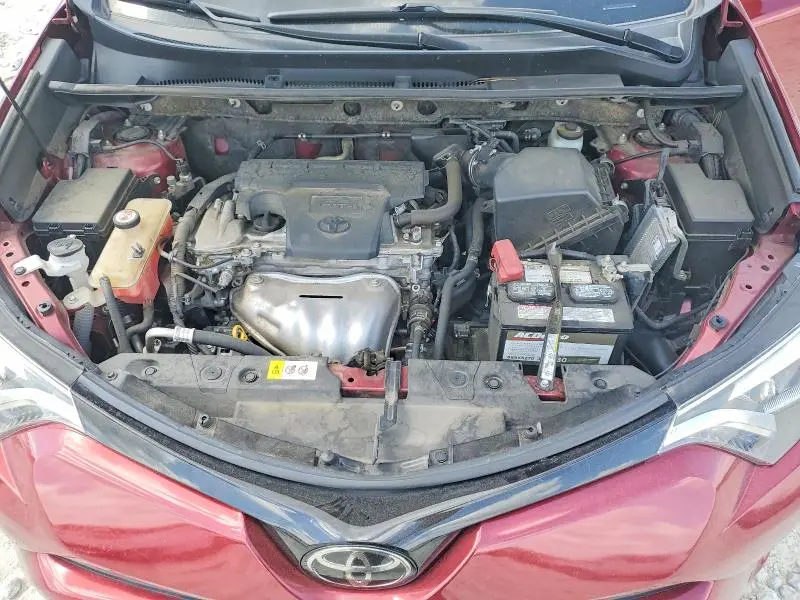 2018 TOYOTA RAV4 SE  