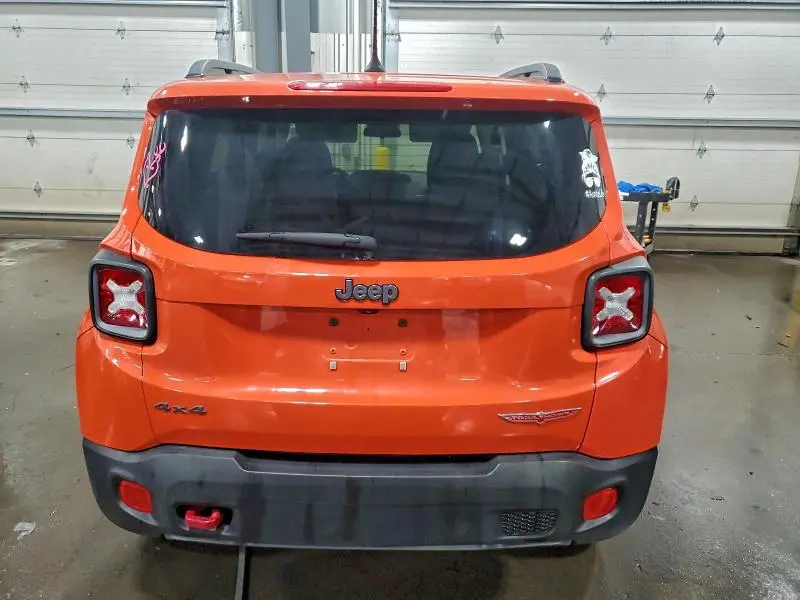 2015 JEEP RENEGADE TRAILHAWK  