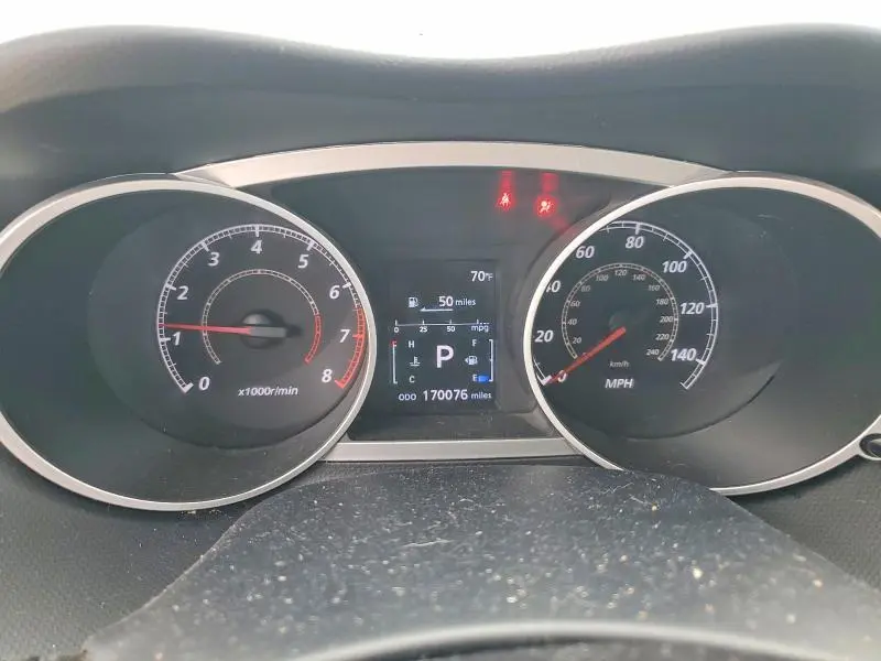 2010 MITSUBISHI OUTLANDER SE  