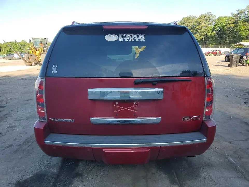 2013 GMC YUKON DENALI  