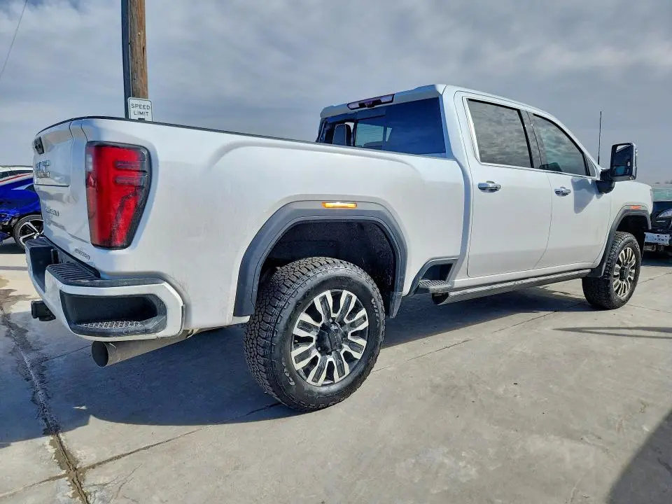 2024 GMC SIERRA K3500 DENALI ULTIMATE  