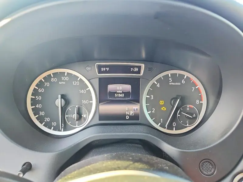 2018 INFINITI QX30 ESSENTIAL  