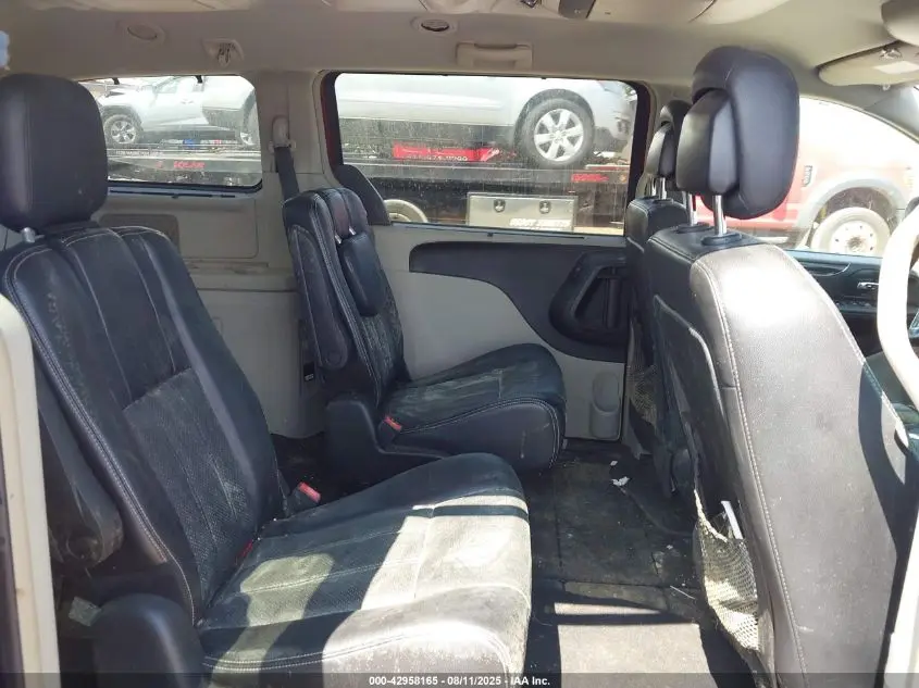2013 CHRYSLER TOWN & COUNTRY TOURING-L