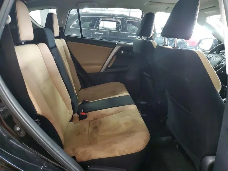 2016 TOYOTA RAV4 XLE  