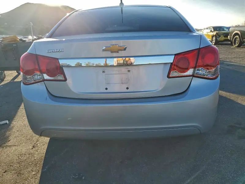 2013 CHEVROLET CRUZE LS  