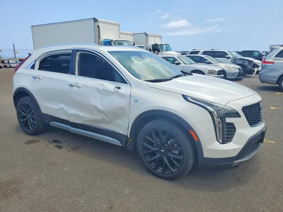 2021 CADILLAC XT4 PREMIUM LUXURY  