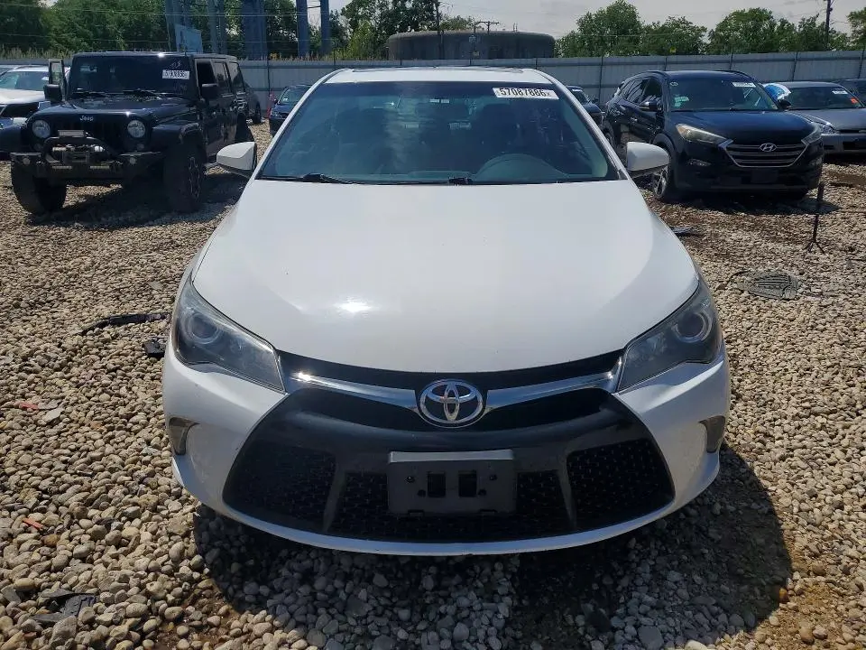 2017 TOYOTA CAMRY XSE  