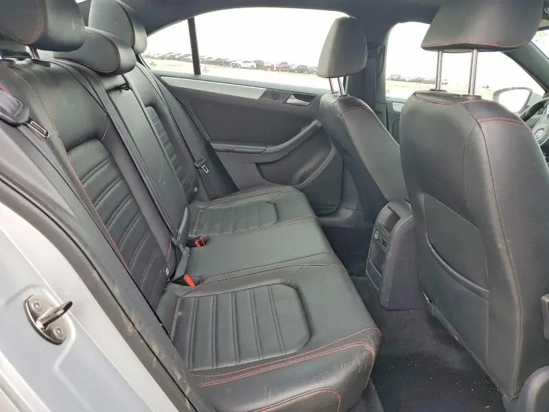 2013 VOLKSWAGEN JETTA GLI  