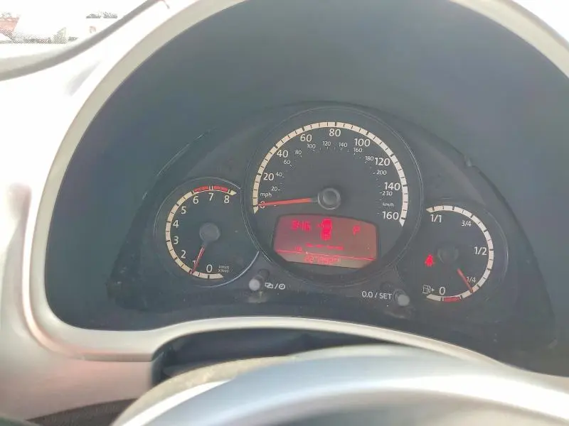 2013 VOLKSWAGEN BEETLE   