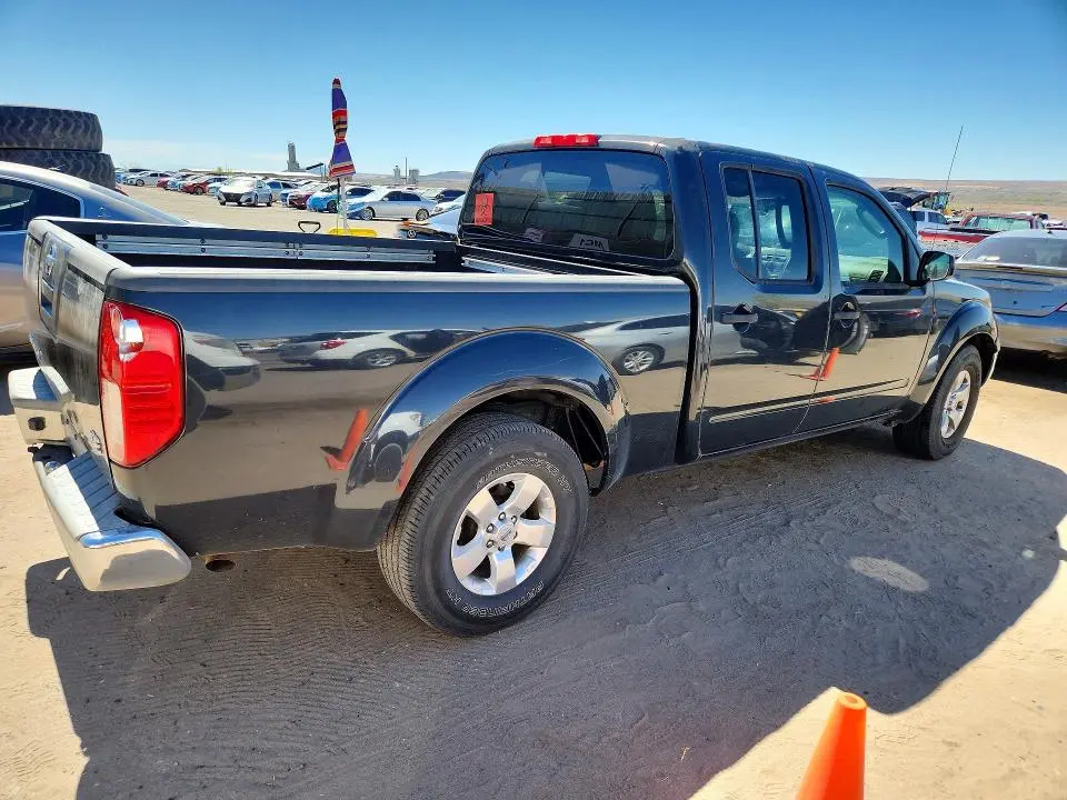2010 NISSAN FRONTIER SE V6  