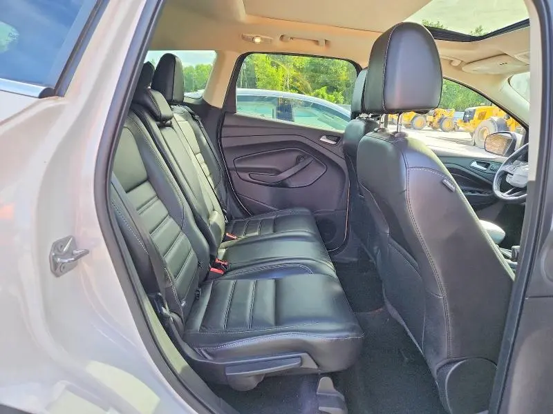 2017 FORD ESCAPE TITANIUM  