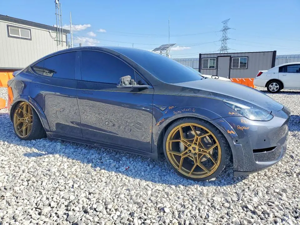 2021 TESLA MODEL Y   