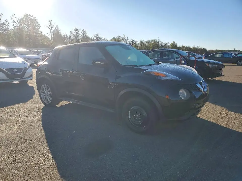 2015 NISSAN JUKE SL  