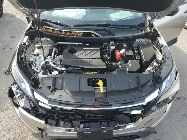 2025 NISSAN ROGUE SL  