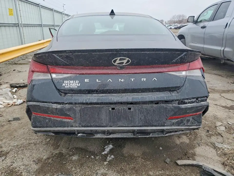 2025 HYUNDAI ELANTRA SEL SPORT  
