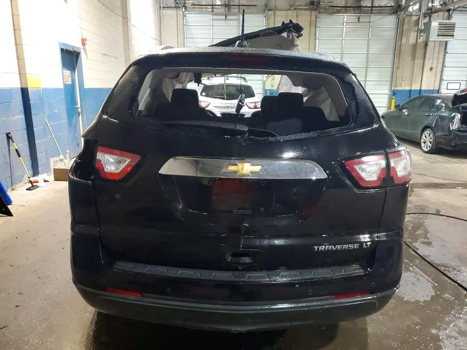 2016 CHEVROLET TRAVERSE LT  