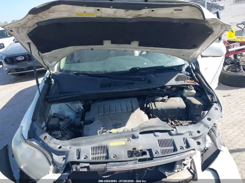 2010 TOYOTA HIGHLANDER LIMITED V6