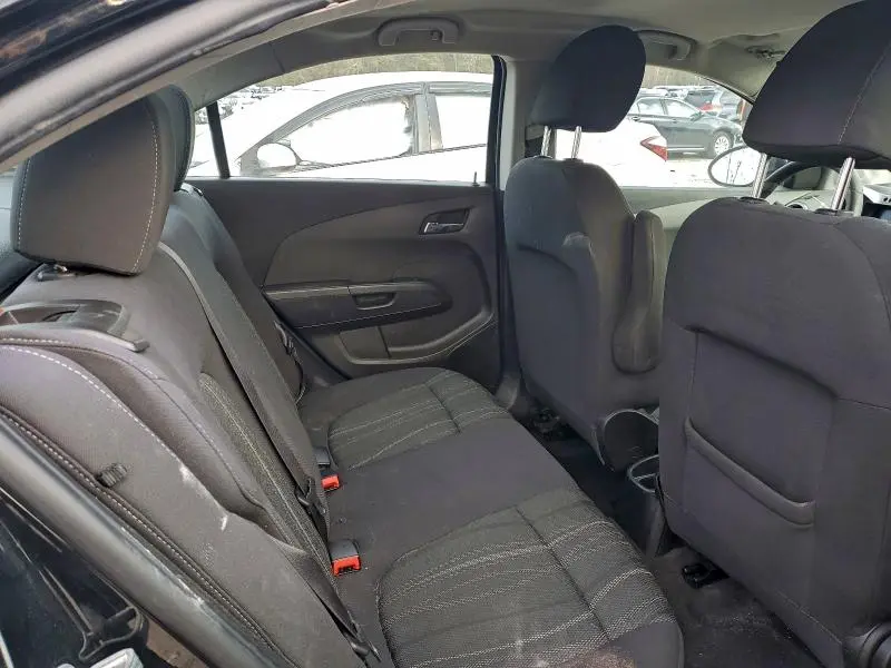 2016 CHEVROLET SONIC LT  