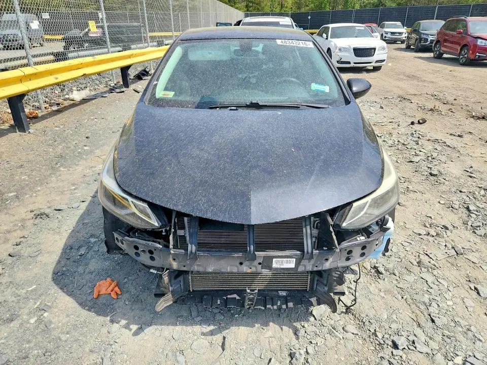2017 CHEVROLET CRUZE LT  