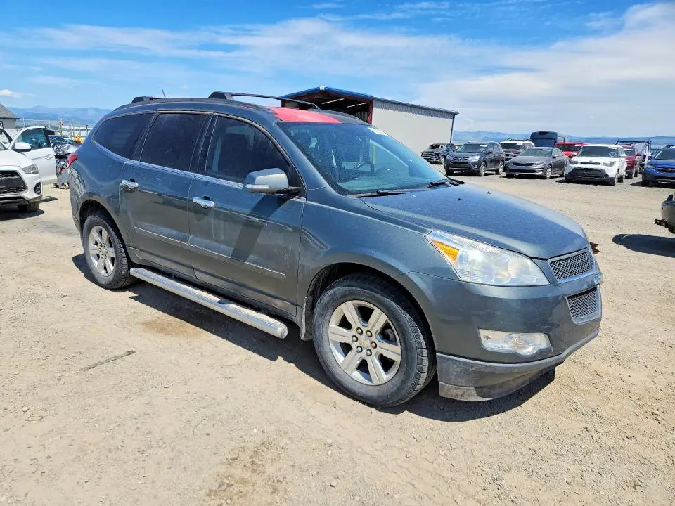 2011 CHEVROLET TRAVERSE LT  