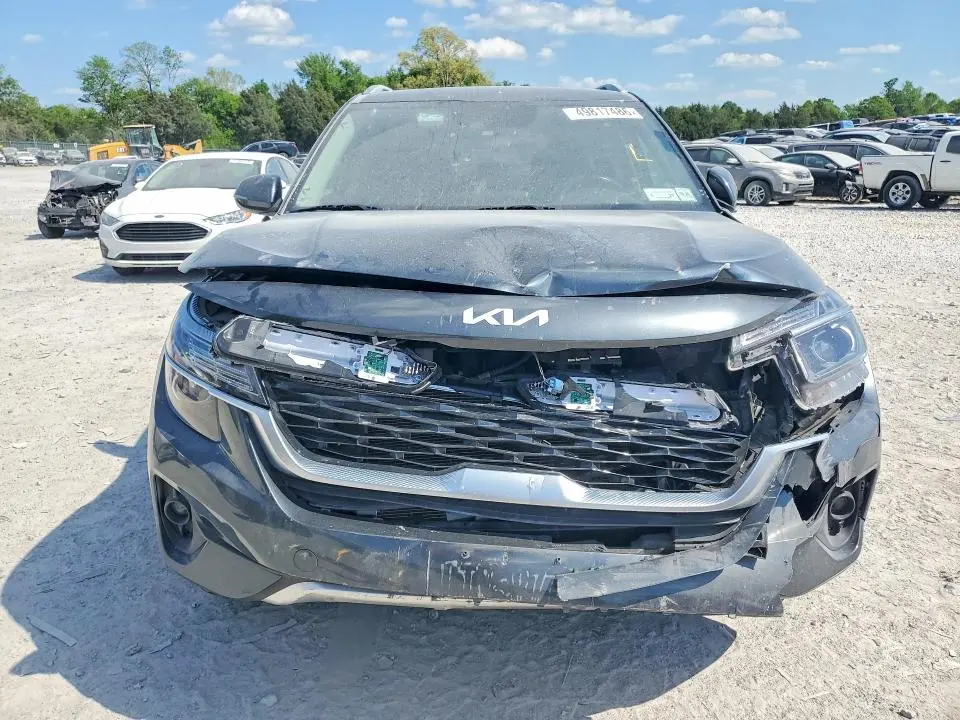 2022 KIA SELTOS EX  