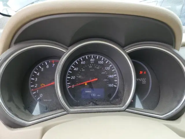 2011 NISSAN MURANO S  