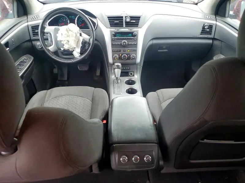 2011 CHEVROLET TRAVERSE LT  