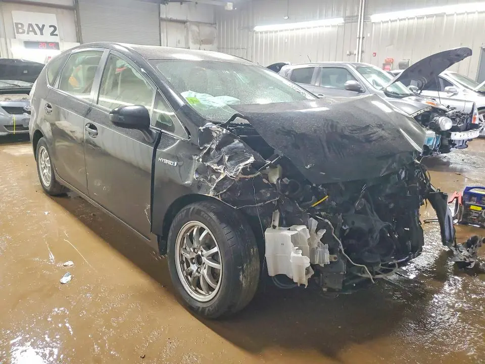 2013 TOYOTA PRIUS V THREE  